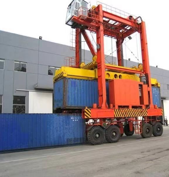 游艇吊裝轉運車